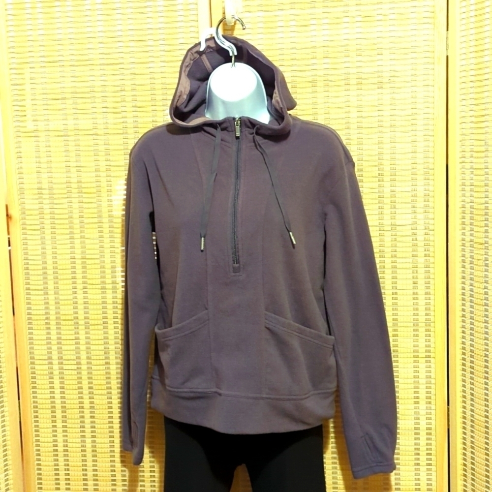 All in Motion plum athletic top pockets 1/2 front zip SZ XS NWT